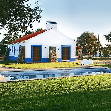 Monte Azul - Casas De Campo Do Junqueirinho Bicos الغرفة الصورة